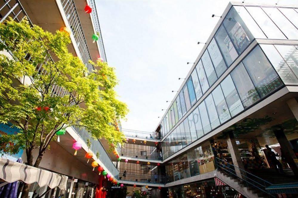 24 Guesthouse Jongno Tower Seúl Exterior foto