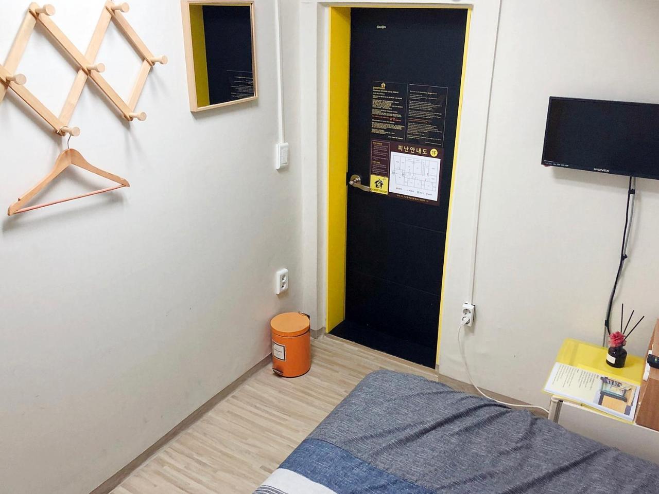 24 Guesthouse Jongno Tower Seúl Exterior foto